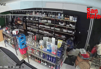 Video del ilícito: reabrió su local y a los 3 días le robaron: “estamos tristes pero vamos a salir adelante”