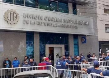 Allanaron la sede de la UOM por una denuncia sobre un contrato: apuntan a dirigente de La Cámpora