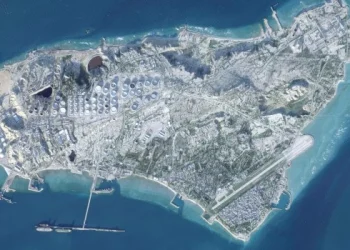 Ultimátum de Trump a Irán: si mantiene el bloqueo de Ormuz, arrasará su infraestructura petrolera