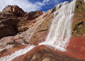 Una “cascada” sanrafaelina entre los mejores saltos de agua de Mendoza
