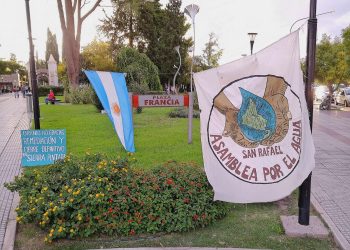 La Plaza Francia fue sede del encuentro por el Día Mundial del Agua en San Rafael