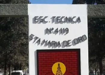 Un estudiante fue brutalmente agredido en una escuela de Rivadavia