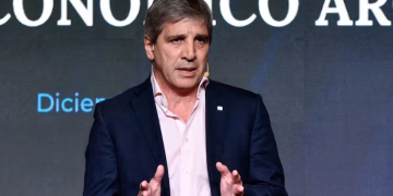 La explicación de Caputo tras el dato de inflación: “La economía está en un proceso de corrección de precios relativos”