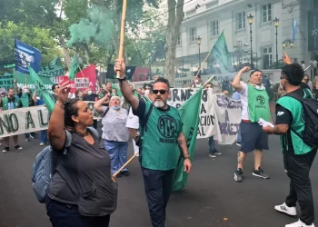 Paritarias: los gremios que ya aceptaron, las negociaciones en curso y el sector que se le plantó al gobierno