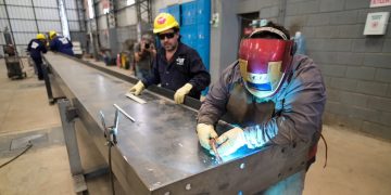Industria metalúrgica en alerta: la caída de la producción toca mínimos históricos y pone en riesgo el empleo