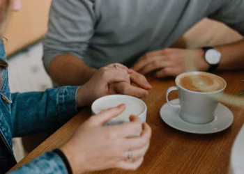 Cuáles son las bebidas que no deberías consumir si tenés presión alta