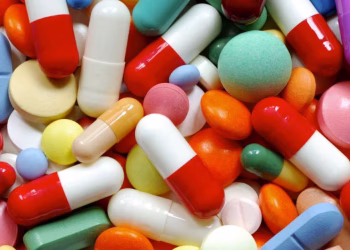 Advierten que el impacto de los antibióticos en el intestino puede durar hasta 8 años: los preocupantes resultados