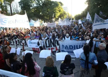 Los docentes universitarios van al paro en la UNCuyo: el calendario de la huelga