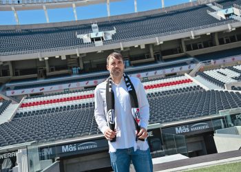 Eduardo Coudet fue presentado como técnico de River: «No vine a un cumple, hay que ganar campeonatos»