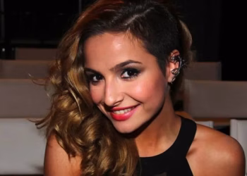 Brenda Asnicar hizo una fuerte denuncia que generó alarma entre sus seguidores: “Se está haciendo pasar por mi”