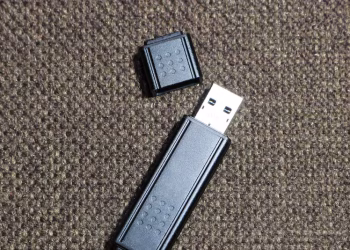 ¿El fin del USB?: cuál es la nueva tecnología que permitirá guardar y transferir archivos más rápido que un pendrive