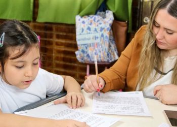 Dimot organiza un té-lotería para sostener el sueño de la Primera División