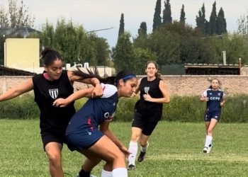 Pedal participó de un encuentro de fútbol femenino en la capital provincial