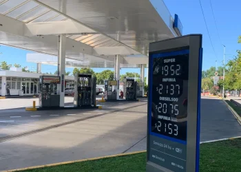 El combustible subió 14% en Mendoza desde que empezó la guerra en Medio Oriente
