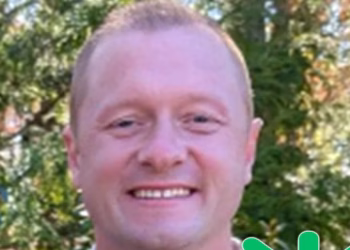 El caso que conmocionó al mundo: La familia del profesor que murió tras una broma de alumnos recibió más de US$400.000 en donaciones