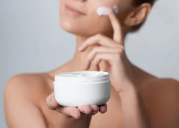 Urgente: La ANMATt prohibió la venta de más de 20 productos cosméticos