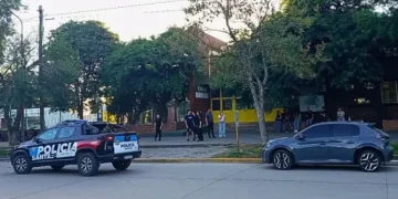 Horror en Santa Fe: un alumno de 14 años entró armado a la escuela y mató de un disparo a un compañero