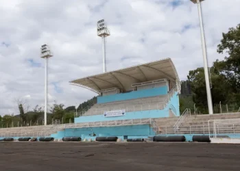 Comenzó la remodelación del estadio de hockey que permitirá el regreso de Las Leonas a Mendoza