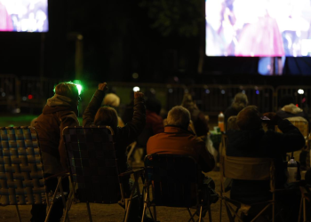 En el Parque Yrigoyen los sanrafaelinos festejaron la coronación de Azul Antolínez