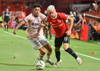 Independiente y Unión empataron 4-4 en un partidazo