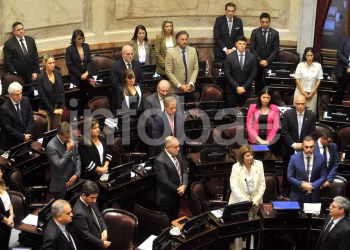 Reclaman al Gobierno una agenda clara en el Senado