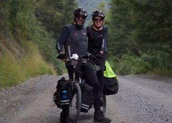 Su hijo tiene autismo, cruzaron juntos la Cordillera de los Andes y terminaron creando algo impensado