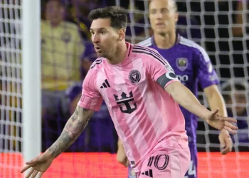 Messi brilló con un golazo de tiro libre en la MLS