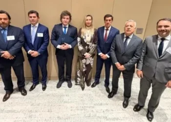 El gobierno otorgó un anticipo financiero de hasta $400.000 millones a doce provincias