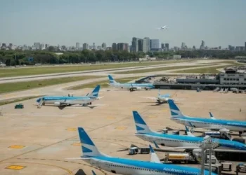 Paro de ATE: protestas en aeropuertos y fuerte impacto en servicios públicos