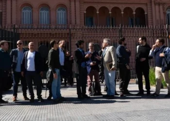 FOPEA repudió la decisión del gobierno de prohibir el ingreso de los periodistas acreditados a Casa Rosada