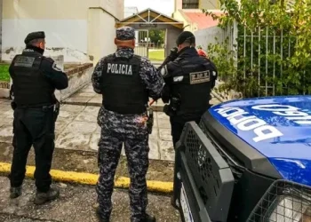 Córdoba oficializó el cobro a los padres de los operativos por las amenazas en las escuelas