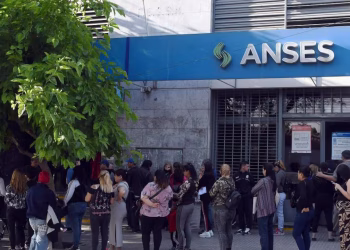 Fechas de cobro ANSES: calendario y aumentos para jubilados y pensionados en abril 2026