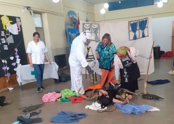 Concientizan sobre el Chagas con una obra de teatro en el Parque de los Niños