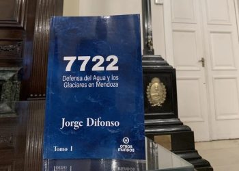 Presentan en San Rafael un libro clave sobre la Ley 7722 y la defensa del agua