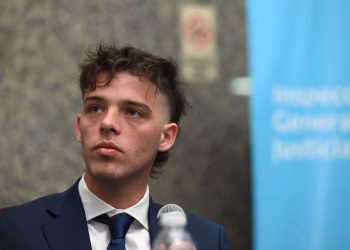 Le inhabilitaron la licencia a Maratea por filmarse al volante