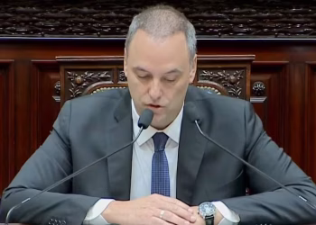 EN VIVO | Adorni ya presentó su informe de gestión y los diputados le harán más de 2000 preguntas