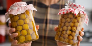 El INTA capacita en la elaboración de aceitunas en conserva