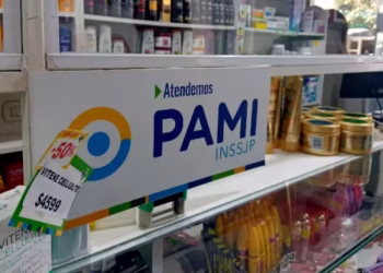 Paro de médicos del PAMI: el ministro de Salud reconoció que “hay crisis” y el Gobierno aseguró que transfirió los fondos