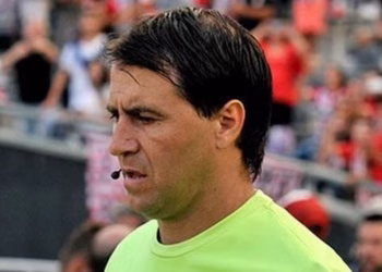 Héctor Paletta, el polémico árbitro del VAR en el Superclásico, habría recibido pagos irregulares a través de criptomonedas en 2024