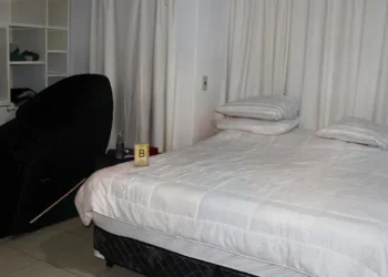 Se conocieron impactantes imágenes de la casa donde murió Diego Maradona