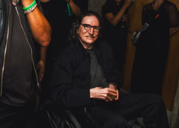 Charly García fue operado y sigue en observación