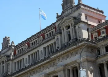Ley de Glaciares: la disputa escala a la Corte Suprema y se abre una batalla judicial