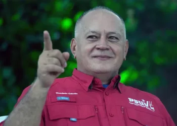 Diosdado Cabello, sobre la posibilidad de otorgar aumentos de sueldo en Venezuela: «Dinero inorgánico»