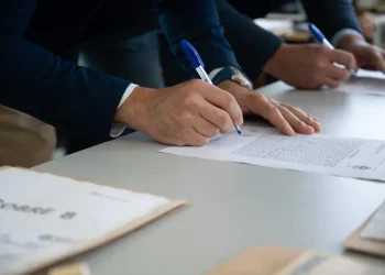 Las cinco empresas que quedaron en carrera para explotar áreas petroleras clave en Mendoza