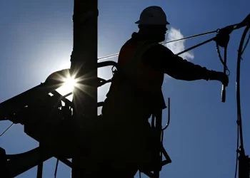 Multas a distribuidoras eléctricas: el EPRE ordenó bonificaciones millonarias para usuarios de Mendoza