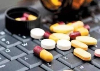 Farmacéuticos rechazan la venta online de medicamentos recetados y denuncian a Ministerios de Salud y de Desregulación