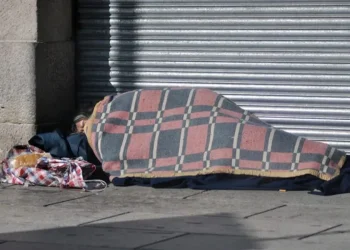 Cifras oficiales que son dispares: cuántas personas duermen en las calles de Mendoza