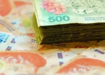 Desigualdad en los ingresos: advierten que hay argentinos que viven con sólo 8 dólares por día