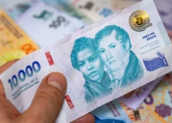 Demanda de pesos en niveles preocupantes: en marzo marcó mínimos desde la salida de la convertibilidad