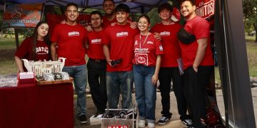 Los Merinitos estarán en Plaza Italia para recaudar fondos y presentar su robot en México